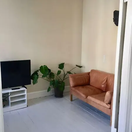 Homy In The Greenest Part Of